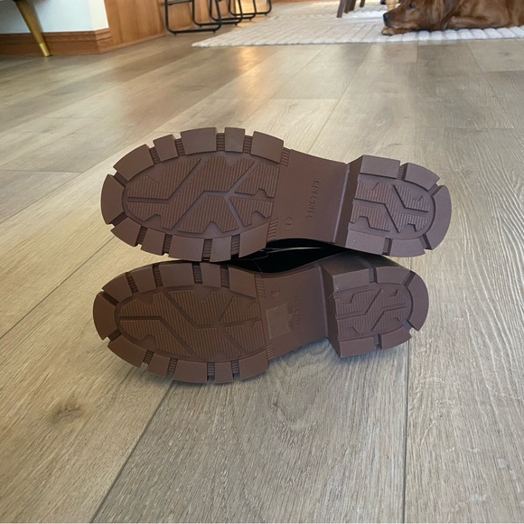 7/7.5 Tinstree Black and Brown Chunky Lug Sole Loafers with Gold Chain - Picture 7 of 7